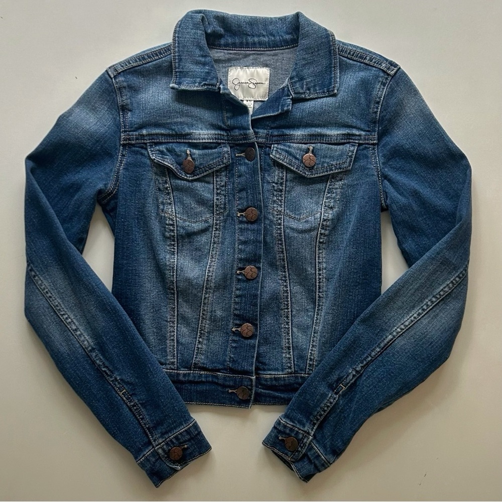 Jessica Simpson Medium Wash Denim Jacket Cropped Button Front Slim Fit Size  XS